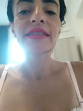 Gecenin Kralicesi online show from 11, 9, 2025