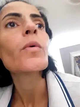 Gecenin Kralicesi online show from 31, 10, 2025