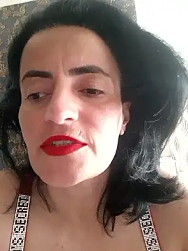 Gecenin Kralicesi online show from 4, 5, 2026