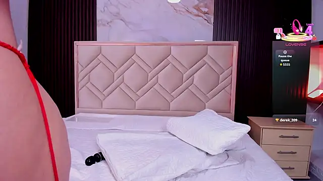 MiaaFarrel online show from 29, 10, 2025