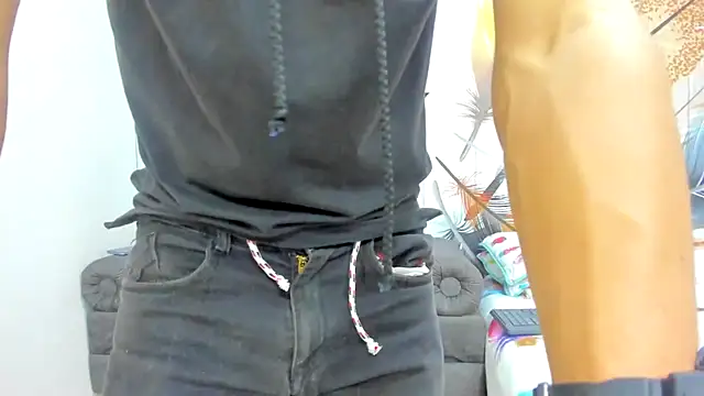 Snapshot of Holdme_Hot chatting on 18, 10, 2025 Holdme Hot online show from 18, 10, 2025