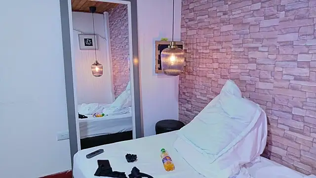 Martina thompson69 online show from 8, 1, 2026