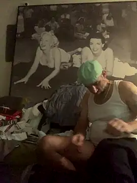 Hothotboyg online show from 2, 10, 2025