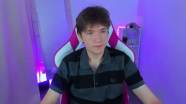 Ethan Rivers online show from 8, 10, 2025