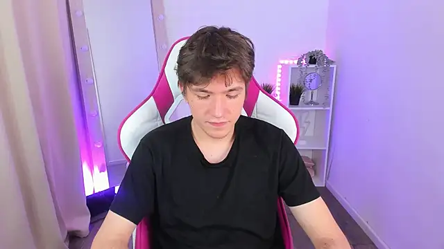 Ethan Rivers online show from 9, 10, 2025