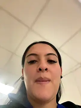 Snapshot of marianm29 chatting on 19, 11, 2025 marianm29 online show from 19, 11, 2025