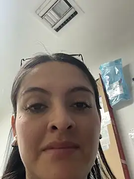 Snapshot of marianm29 chatting on 17, 1, 2026 marianm29 online show from 17, 1, 2026