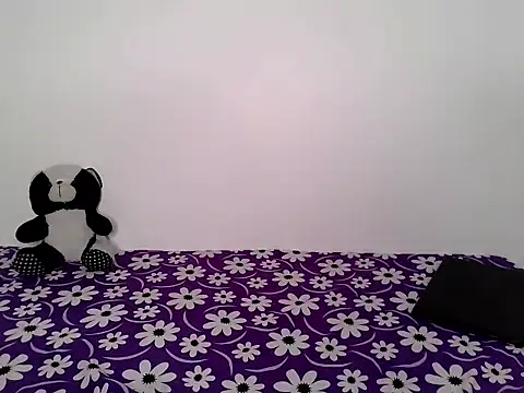 Naina gf online show from 11, 9, 2025