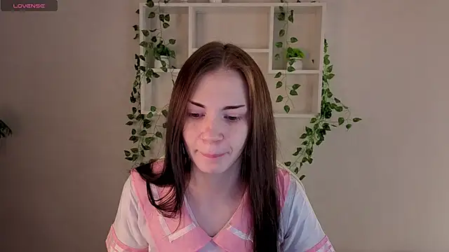 Snapshot of Jennie_Hunter chatting on 30, 11, 2025 Jennie Hunter online show from 30, 11, 2025