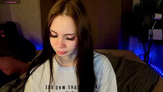 Snapshot of Jennie_Hunter chatting on 8, 3, 2026 Jennie Hunter online show from 8, 3, 2026