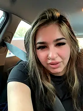 Snapshot of BrunetteBrat-xo chatting on 28, 10, 2025 BrunetteBrat-xo online show from 28, 10, 2025