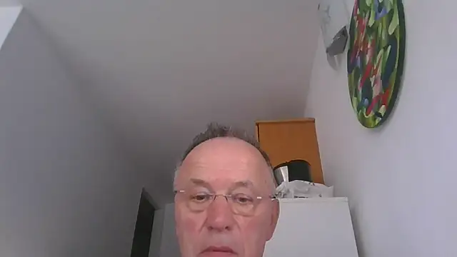 Snapshot of knodli chatting on 18, 9, 2025 knodli online show from 18, 9, 2025