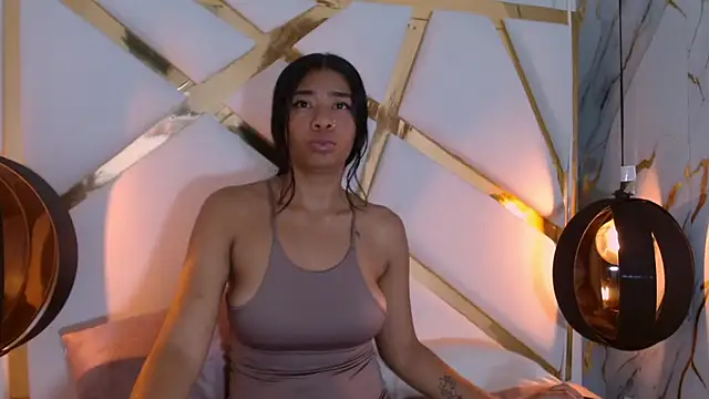 ALONDRAA BROWN online show from 25, 10, 2025