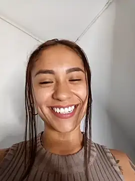 Snapshot of Liahdiaz_ chatting on 19, 11, 2025 Liahdiaz online show from 19, 11, 2025