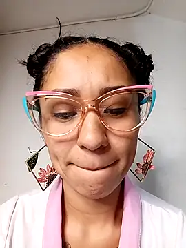 Snapshot of Liahdiaz_ chatting on 8, 1, 2026 Liahdiaz online show from 8, 1, 2026