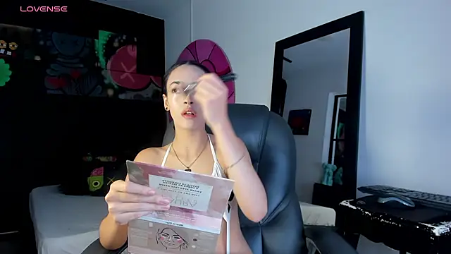 miIa bratz online show from 16, 5, 2026