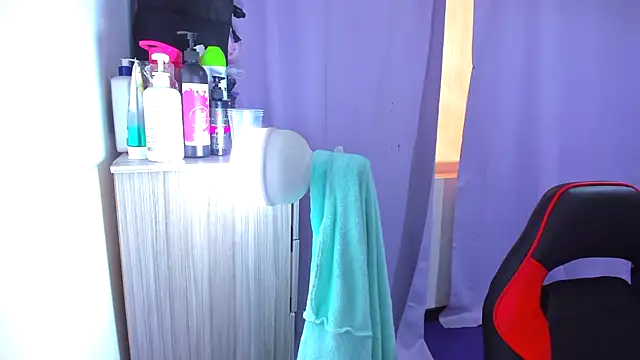 Luna Analya online show from 28, 4, 2026