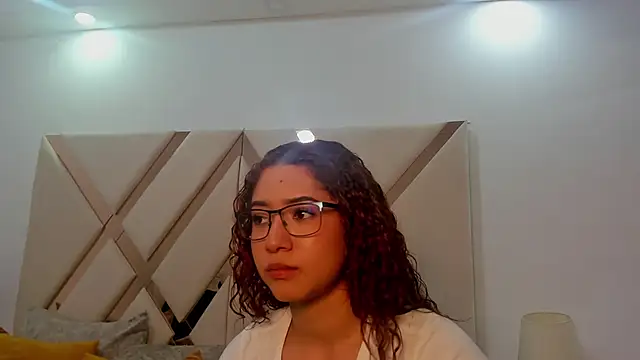 megannherrera online show from 5, 3, 2026