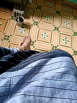 Snapshot of maddy3108 chatting on 23, 9, 2025 maddy3108 online show from 23, 9, 2025