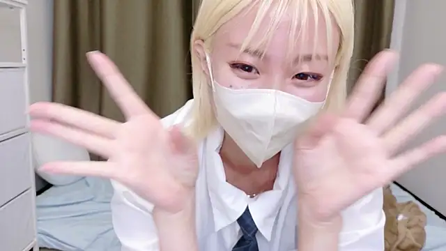 Nana  ch online show from 3, 8, 2026