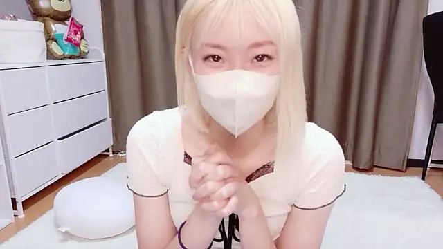 Nana  ch online show from 6, 8, 2026