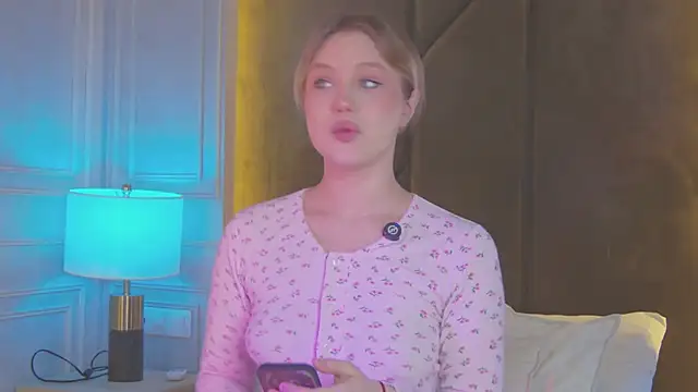 CaitlinSugar online show from 8, 3, 2026