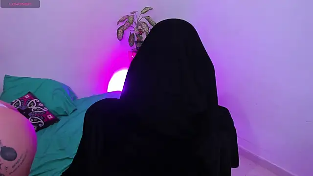 Snapshot of mary-magic chatting on 18, 9, 2025 mary-magic online show from 18, 9, 2025