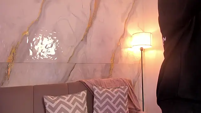 Tiffany Nm online show from 11, 2, 2026