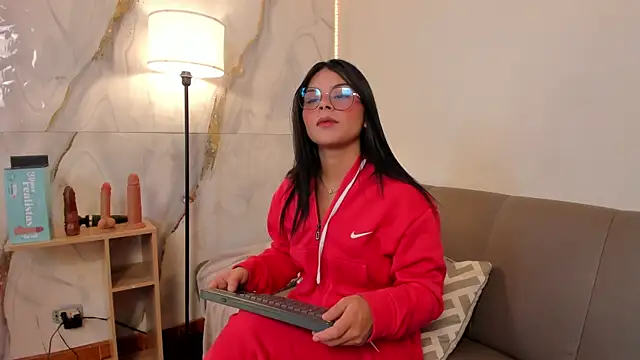 Snapshot of Jade_Nmm chatting on 12, 5, 2026 Jade Nmm online show from 12, 5, 2026