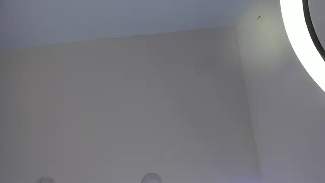 Snapshot of NashuaBell chatting on 24, 9, 2025 NashuaBell online show from 24, 9, 2025