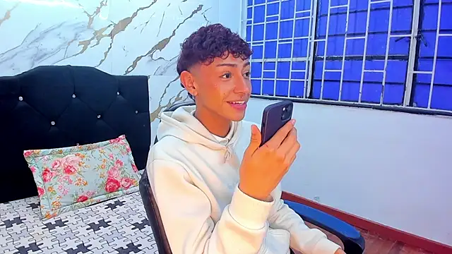 owen sexy25 online show from 17, 9, 2025