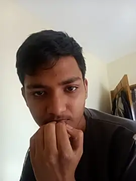 WrinkledTriops online show from 4, 4, 2026