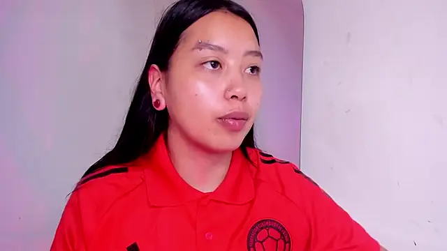 Snapshot of Viioleett_cum chatting on 3, 7, 2026 Viioleett cum online show from 3, 7, 2026