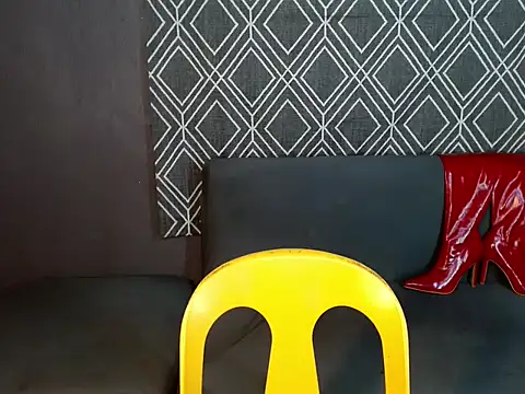 Snapshot of hugesignificant_69 chatting on 29, 9, 2025 hugesignificant 69 online show from 29, 9, 2025