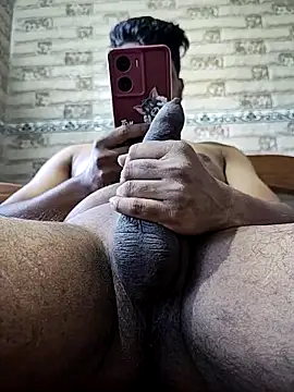 Snapshot of yournaughtysam chatting on 20, 12, 2025 yournaughtysam online show from 20, 12, 2025