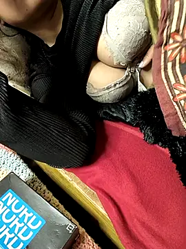 Snapshot of queenbuggi chatting on 28, 2, 2026 queenbuggi online show from 28, 2, 2026