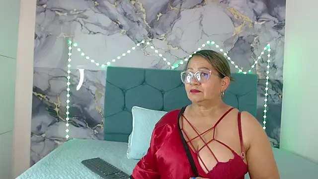 Vickysweeeettt online show from 16, 9, 2025