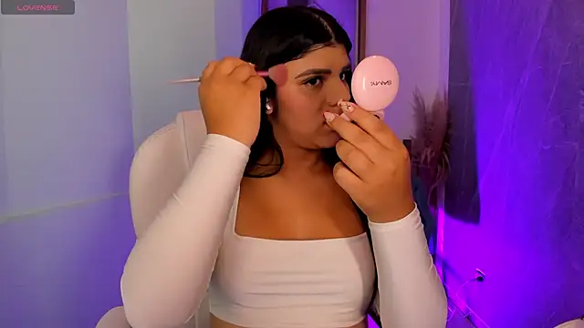 PauliinaBelle  online show from 4, 5, 2026