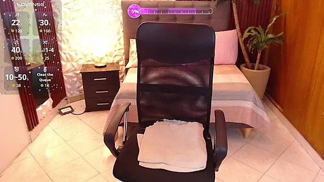 Snapshot of veronica_em1 chatting on 12, 2, 2026 veronica em1 online show from 12, 2, 2026