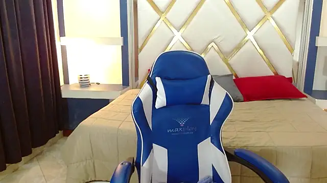 Snapshot of veronica_em1 chatting on 27, 2, 2026 veronica em1 online show from 27, 2, 2026