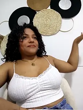 Snapshot of veronica_em1 chatting on 18, 3, 2026 veronica em1 online show from 18, 3, 2026