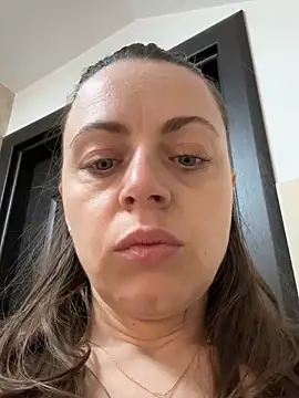 ladywithbigass online show from 23, 3, 2026