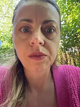 Snapshot of ladywithbigass chatting on 11, 7, 2026 ladywithbigass online show from 11, 7, 2026