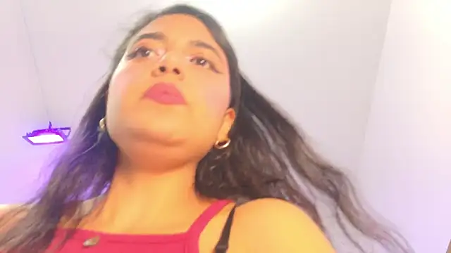 Snapshot of thalia888_ chatting on 15, 7, 2026 thalia888 online show from 15, 7, 2026