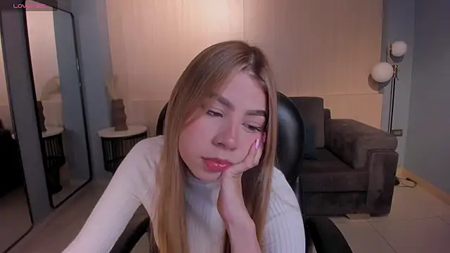 TiffannySins online show from 30, 6, 2026