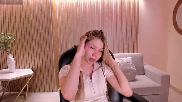 TiffannySins online show from 11, 7, 2026