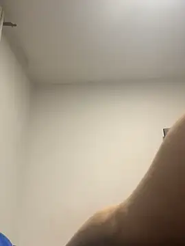 Leonis 0 online show from 17, 10, 2025