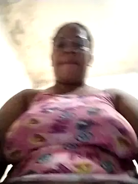 Big ass submissive online show from 29, 9, 2025