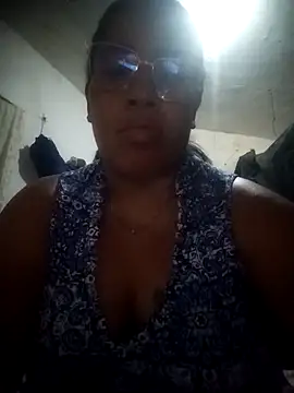 Big ass submissive online show from 4, 11, 2025