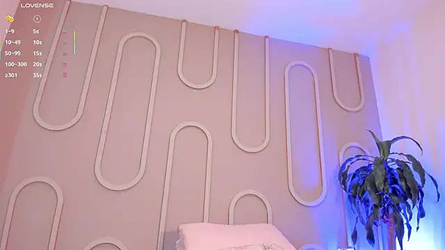  miss mia online show from 1, 7, 2026